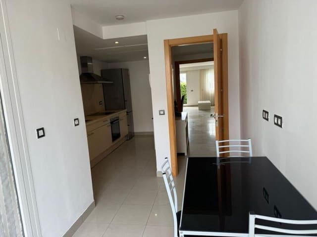 3 soveværelse Byhus til salg i El Paraiso, Estepona med swimmingpool garage - € 559.000 (Ref: 9758374)
