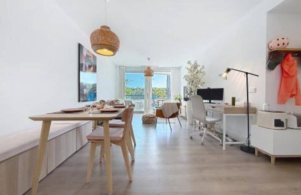 3 soverom Leilighet til salgs i Estepona med svømmebasseng garasje - € 359 000 (Ref: 9758376)