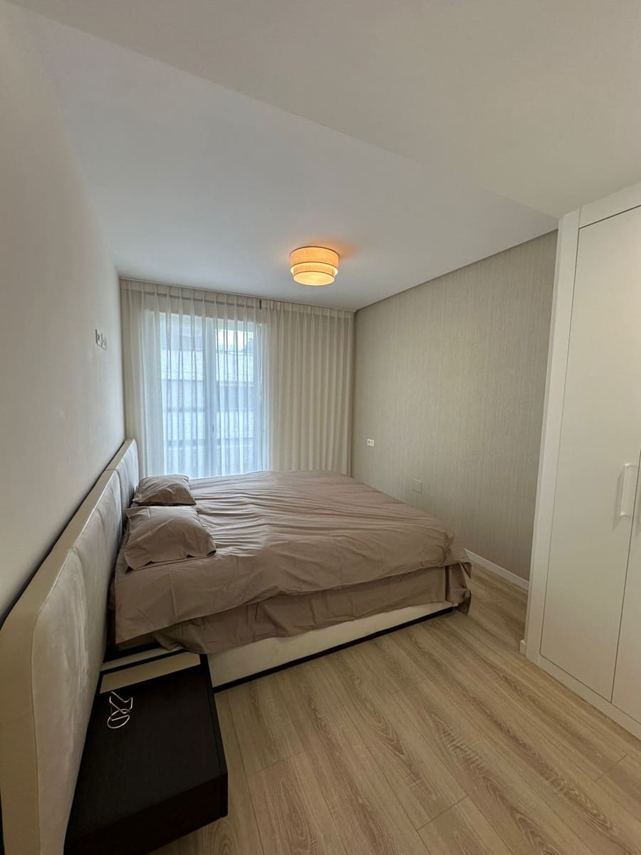 2 sypialnia Apartament do wynajęcia w Marbella z basenem garażem - 2 200 € (Ref: 9758377)