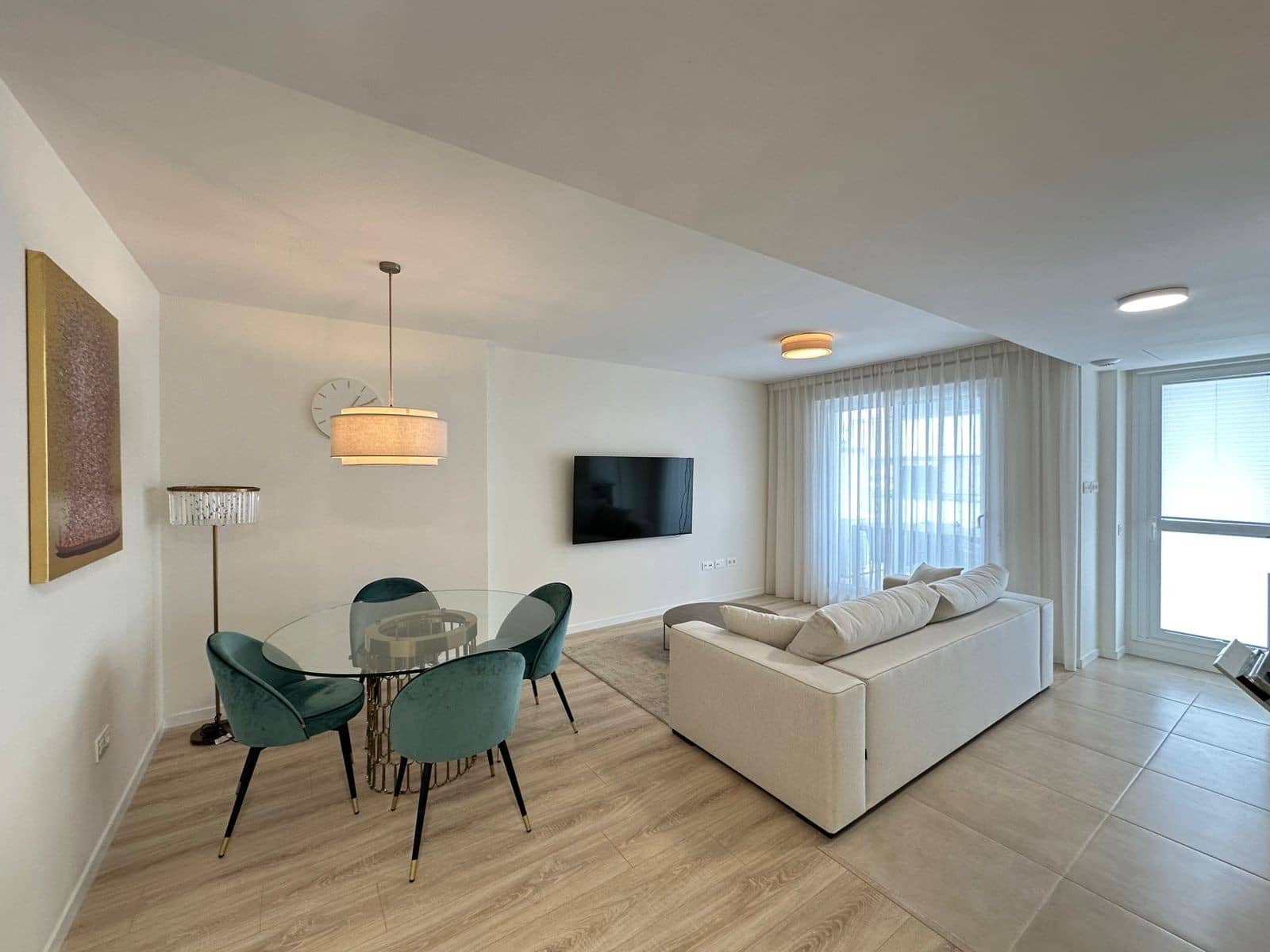 2 sypialnia Apartament do wynajęcia w Marbella z basenem garażem - 2 200 € (Ref: 9758377)