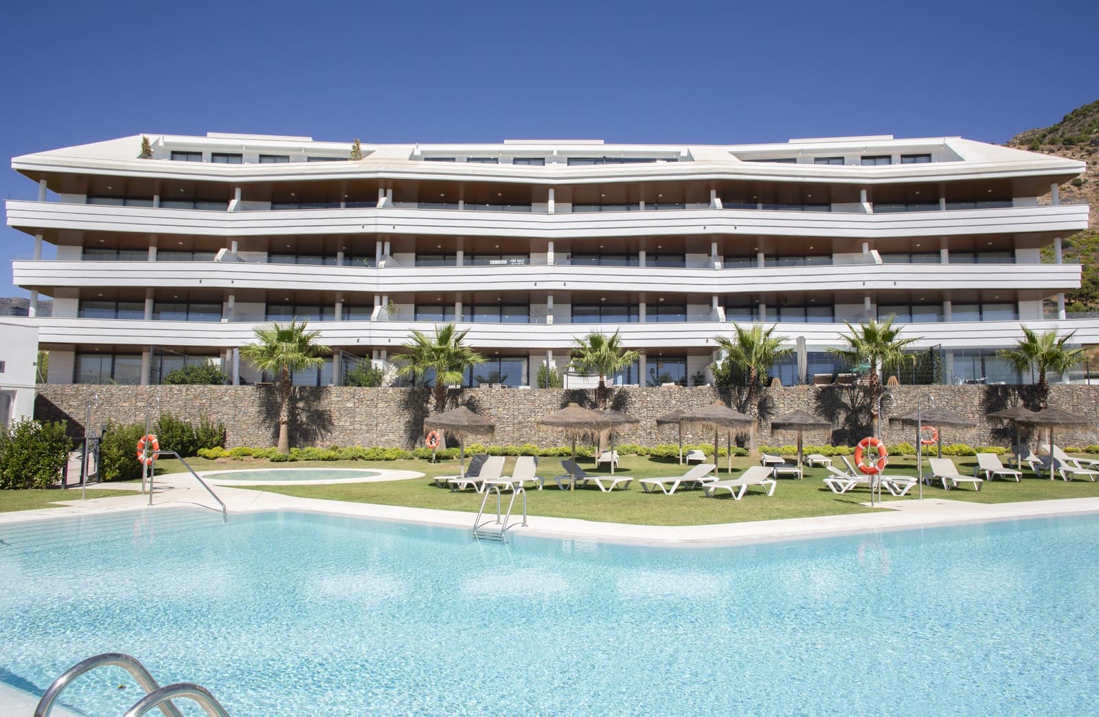 3 sovrum Lägenhet till salu i Fuengirola med pool garage - 845 000 € (Ref: 9761639)