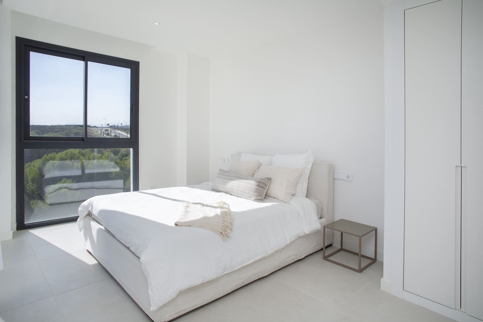 3 Zimmer Apartment zu verkaufen in Fuengirola mit Pool Garage - 845.000 € (Ref: 9761639)