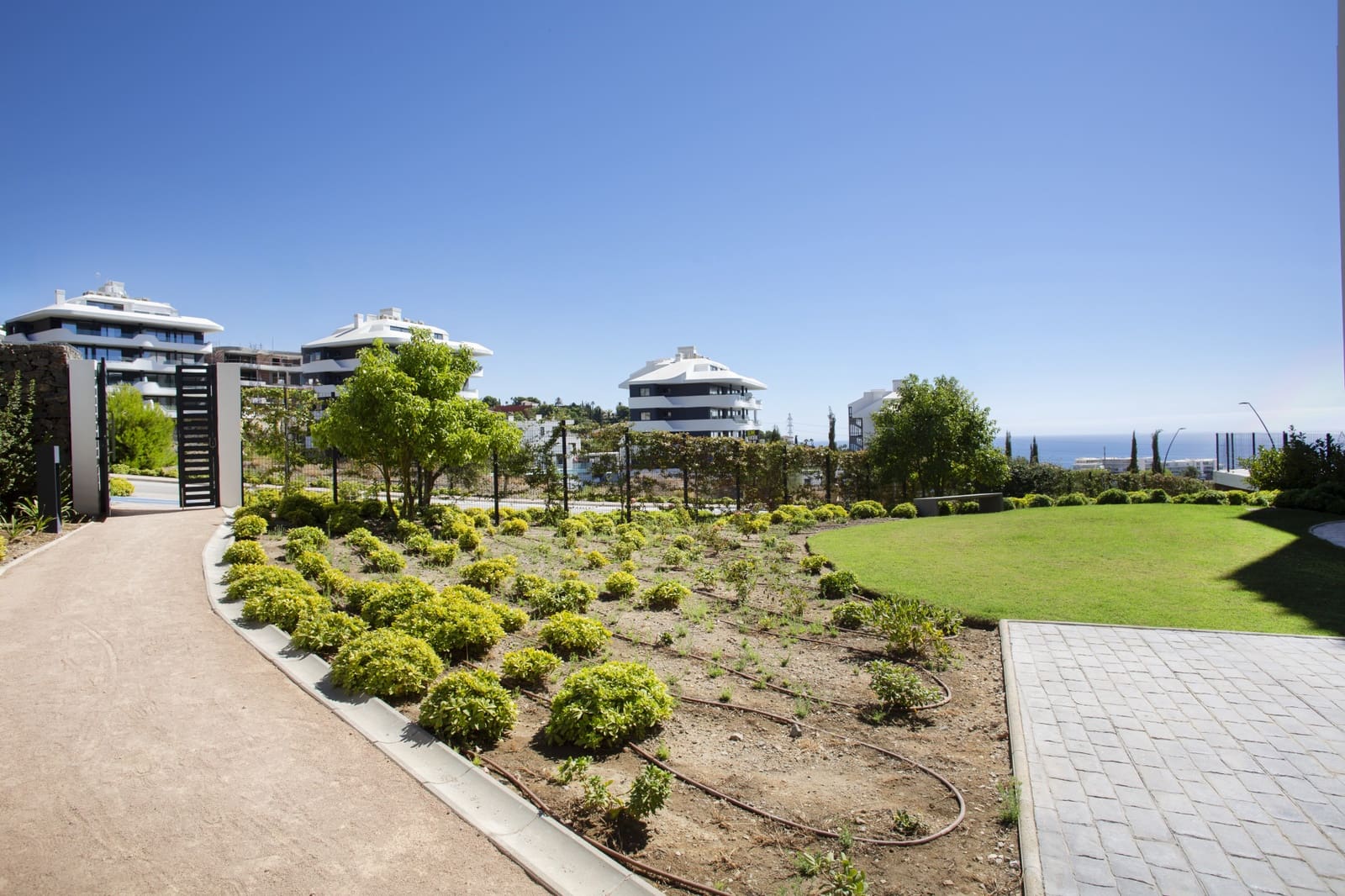 3 Zimmer Apartment zu verkaufen in Fuengirola mit Pool Garage - 845.000 € (Ref: 9761639)