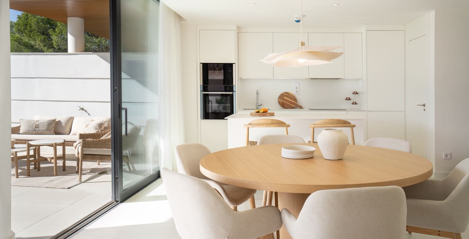 2 soverom Leilighet til salgs i Fuengirola med svømmebasseng garasje - € 695 000 (Ref: 9761640)