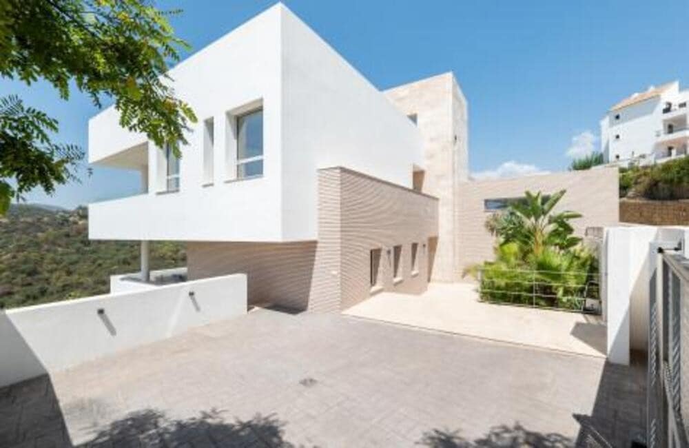 Chalet de 6 habitaciones en Los Arqueros en venta con piscina garaje - 2.990.000 € (Ref: 9761641)