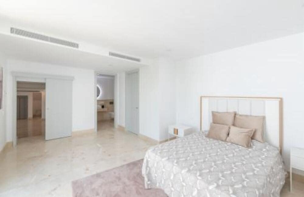 Chalet de 6 habitaciones en Los Arqueros en venta con piscina garaje - 2.990.000 € (Ref: 9761641)