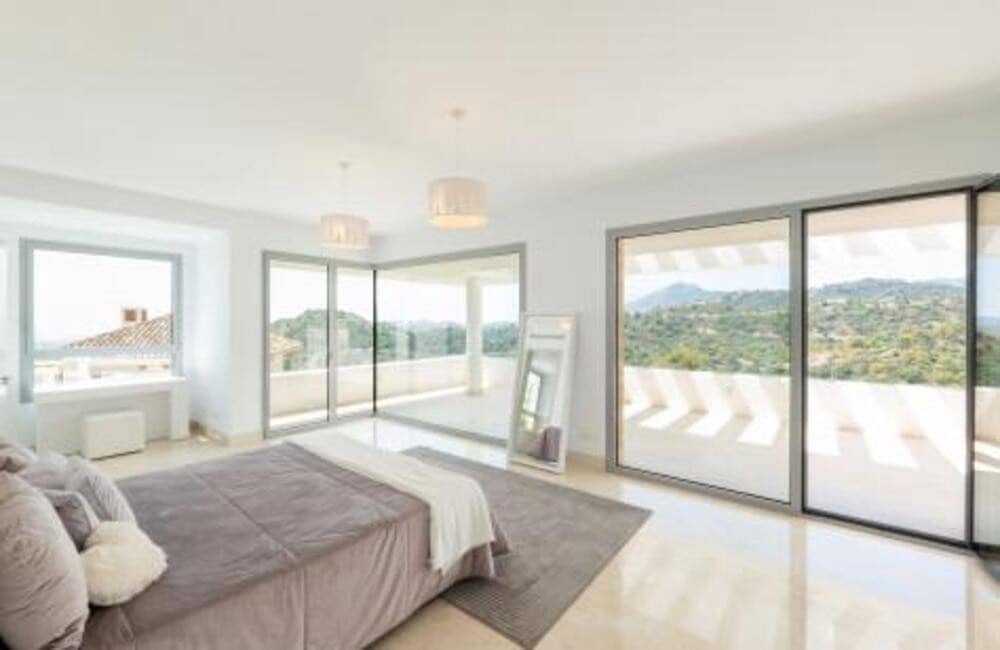 Chalet de 6 habitaciones en Los Arqueros en venta con piscina garaje - 2.990.000 € (Ref: 9761641)