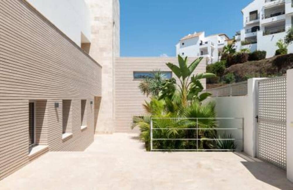 Chalet de 6 habitaciones en Los Arqueros en venta con piscina garaje - 2.990.000 € (Ref: 9761641)