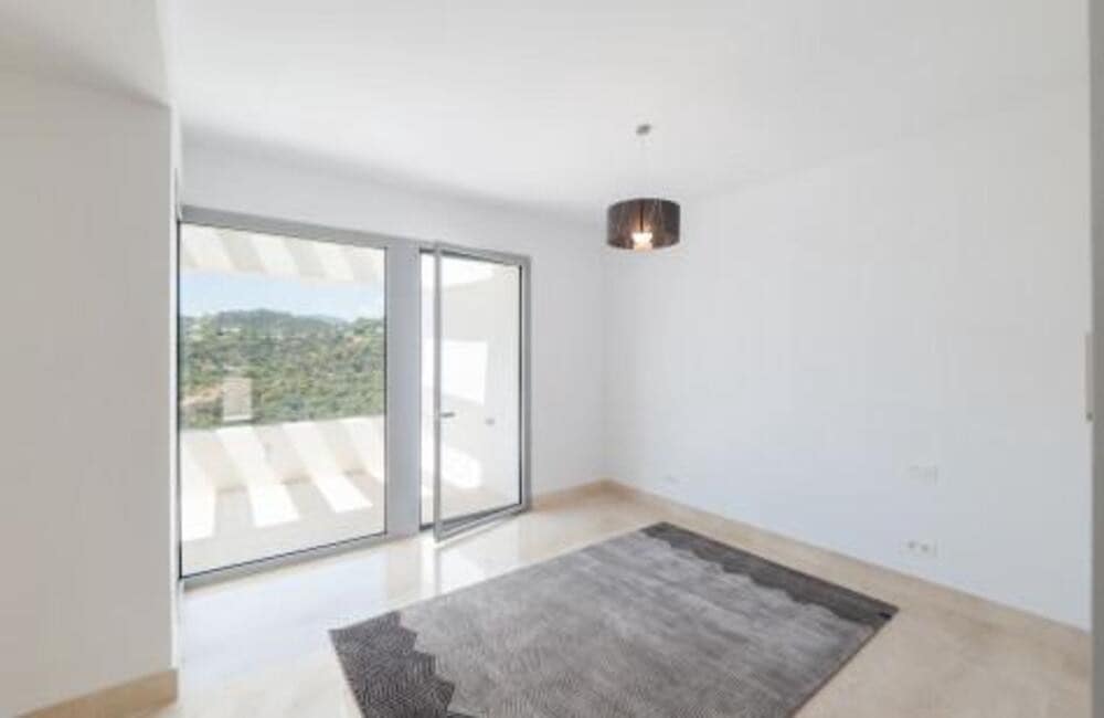 6 sypialnia Willa do wynajęcia w Los Arqueros z basenem garażem - 20 000 € (Ref: 9761642)