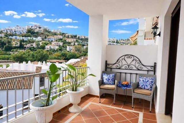 3 sovrum Lägenhet till salu i Los Arqueros, Benahavís med pool garage - 495 000 € (Ref: 9770233)