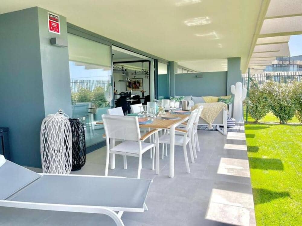 3 makuuhuone Huoneisto vuokrattavana paikassa New Golden Mile mukana uima-altaan 
autotalli - 3 000 € (Ref: 9770234)