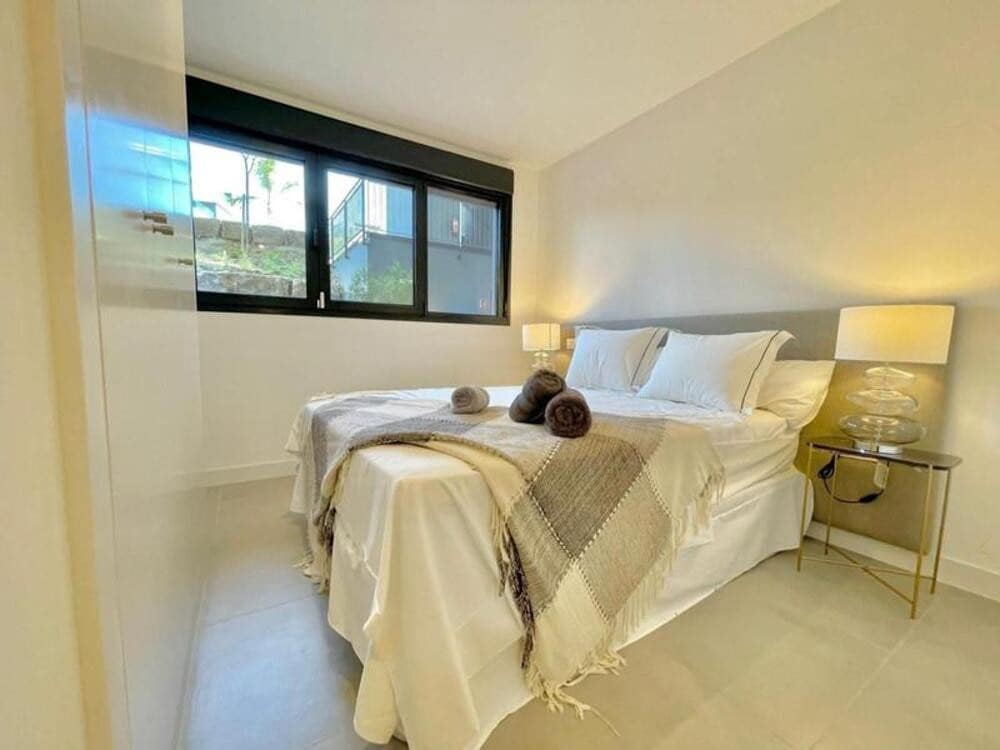 3 makuuhuone Huoneisto vuokrattavana paikassa New Golden Mile mukana uima-altaan 
autotalli - 3 000 € (Ref: 9770234)