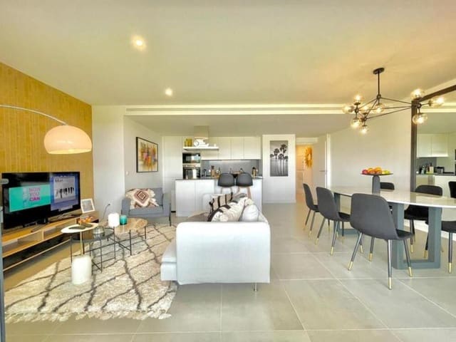 3 soverom Leilighet til leie i La Concha - Resina Golf, Estepona med svømmebasseng garasje - € 3 000 (Ref: 9770234)