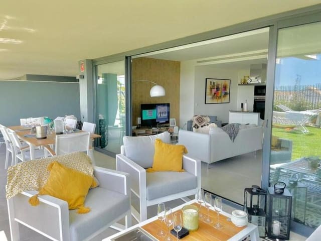 3 soverom Leilighet til leie i La Concha - Resina Golf, Estepona med svømmebasseng garasje - € 3 000 (Ref: 9770234)