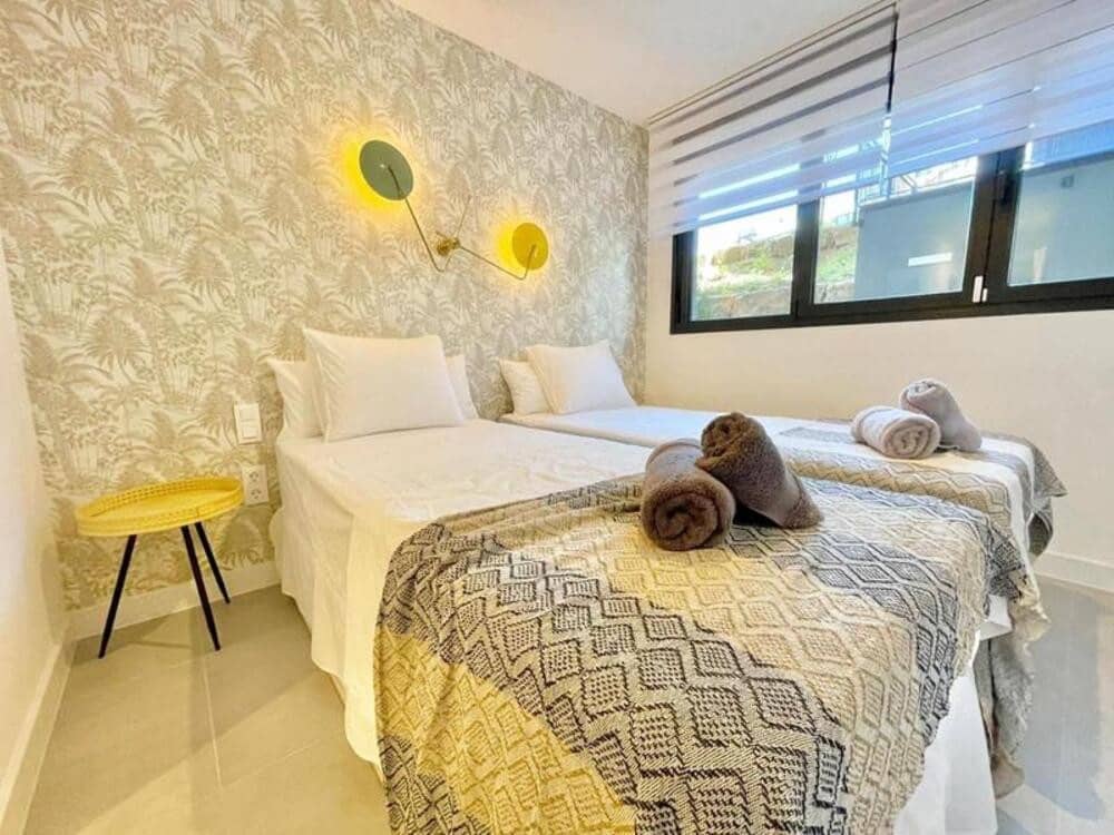 3 makuuhuone Huoneisto vuokrattavana paikassa New Golden Mile mukana uima-altaan 
autotalli - 3 000 € (Ref: 9770234)