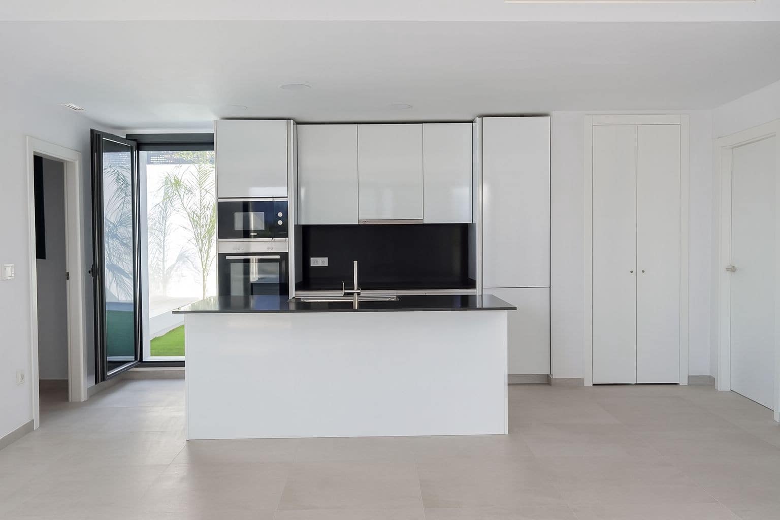 3 makuuhuone Kattohuoneisto vuokrattavana paikassa Benahavis mukana uima-altaan 
autotalli - 6 000 € (Ref: 9770236)