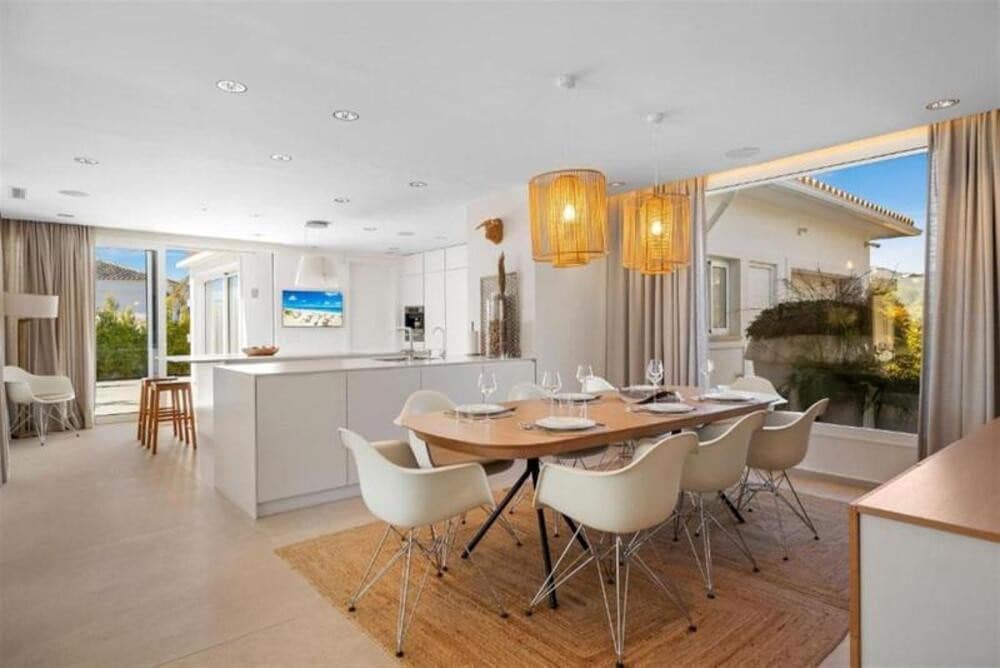 5 makuuhuone Huvila vuokrattavana paikassa Marbella mukana uima-altaan 
autotalli - 15 000 € (Ref: 9770237)