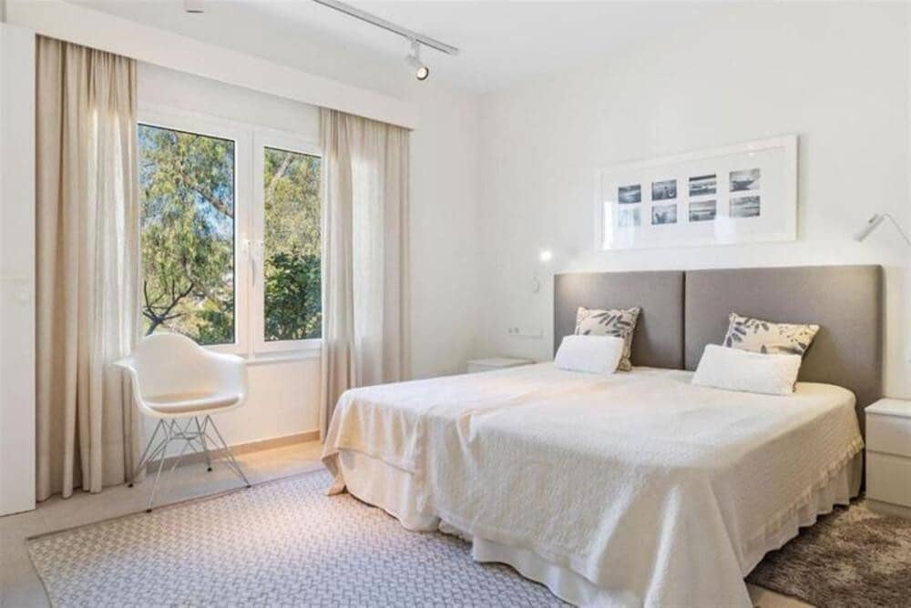 5 makuuhuone Huvila vuokrattavana paikassa Marbella mukana uima-altaan 
autotalli - 15 000 € (Ref: 9770237)