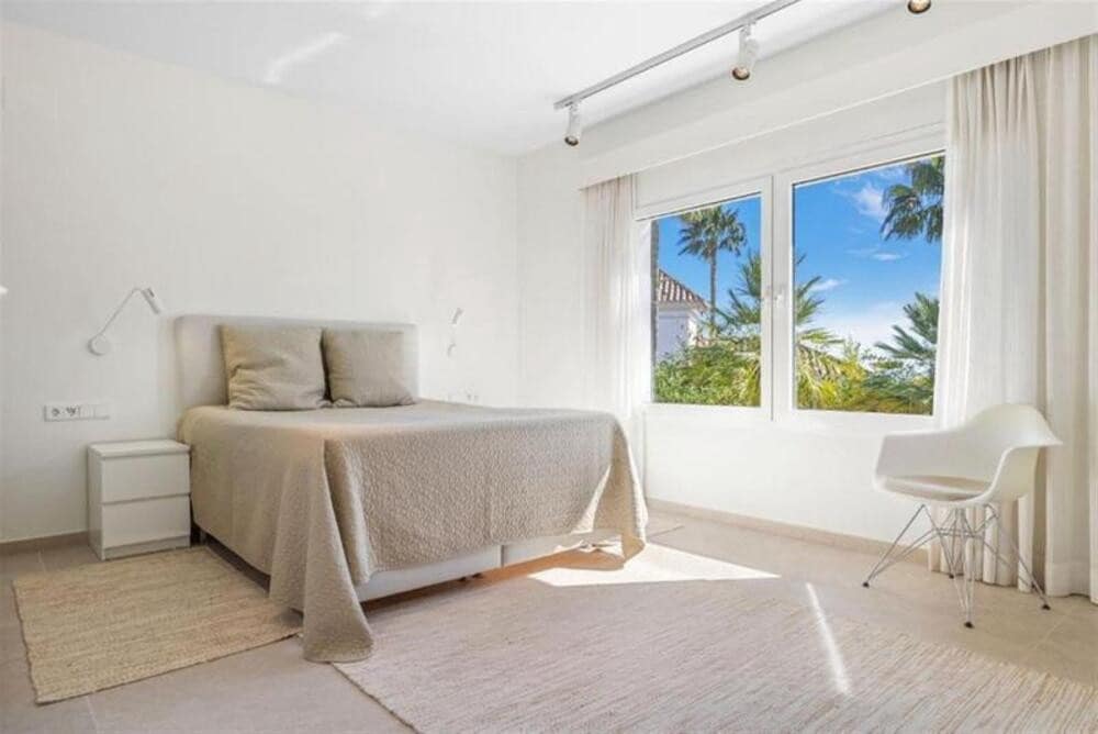 5 makuuhuone Huvila vuokrattavana paikassa Marbella mukana uima-altaan 
autotalli - 15 000 € (Ref: 9770237)