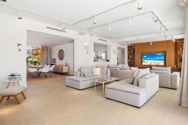 5 soverom Villa til leie i El Rosario, Marbella med svømmebasseng garasje - € 15 000 (Ref: 9770237)