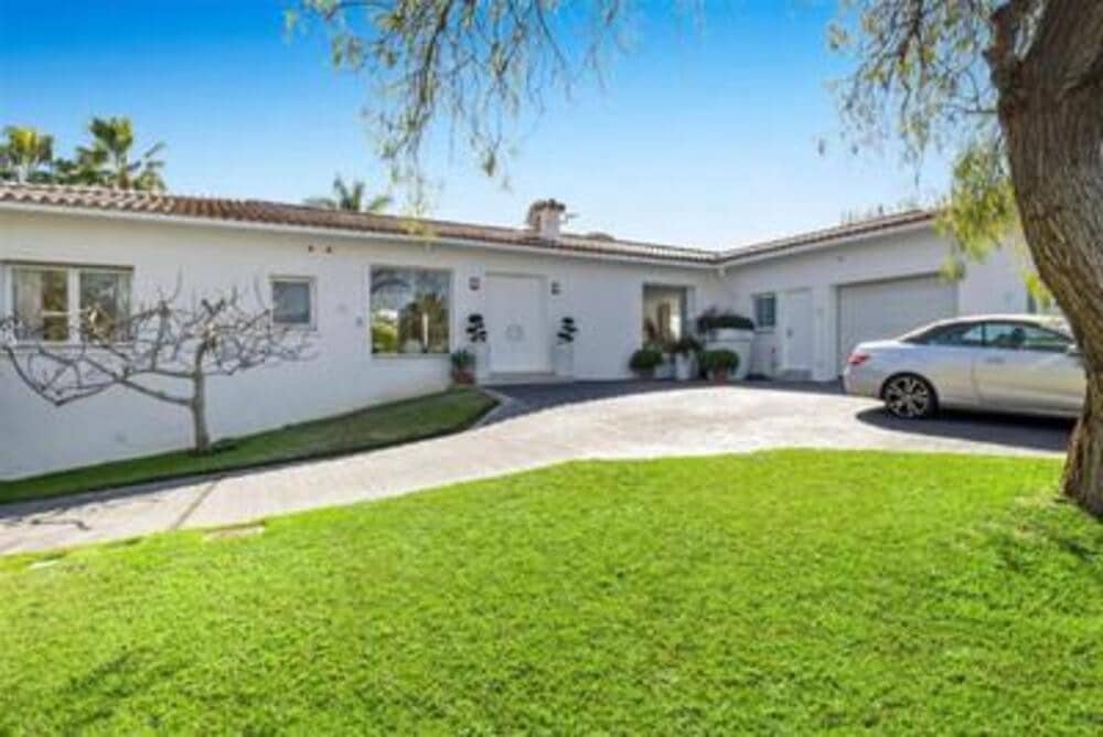 5 makuuhuone Huvila vuokrattavana paikassa Marbella mukana uima-altaan 
autotalli - 15 000 € (Ref: 9770237)