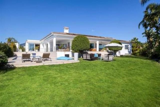 5 soverom Villa til leie i El Rosario, Marbella med svømmebasseng garasje - € 15 000 (Ref: 9770237)