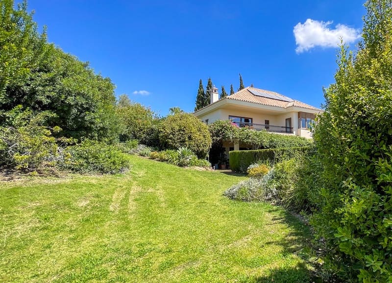 6 soverom Villa til leie i Marbella med svømmebasseng garasje - € 15 000 (Ref: 9772633)