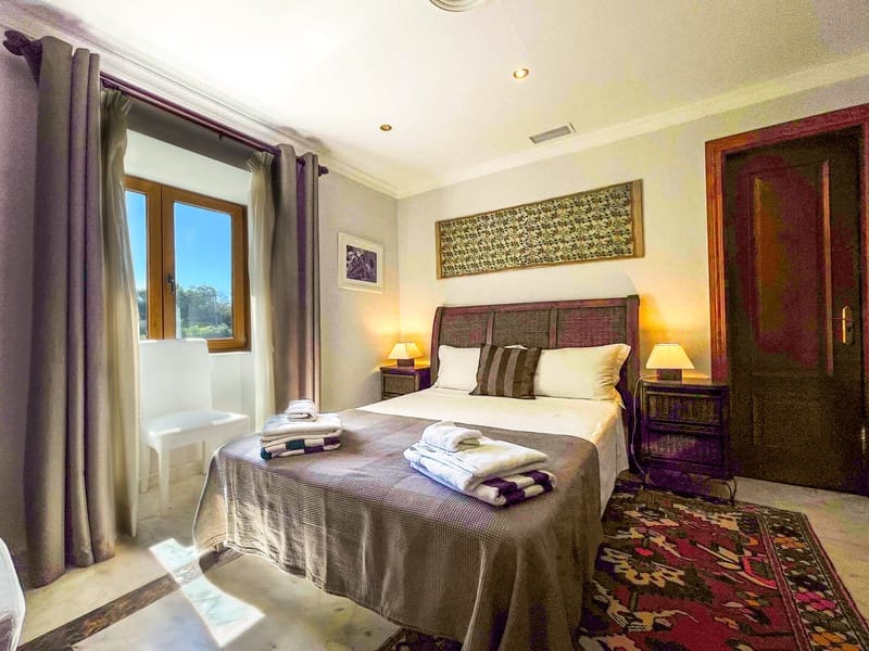 6 soverom Villa til leie i Marbella med svømmebasseng garasje - € 15 000 (Ref: 9772633)