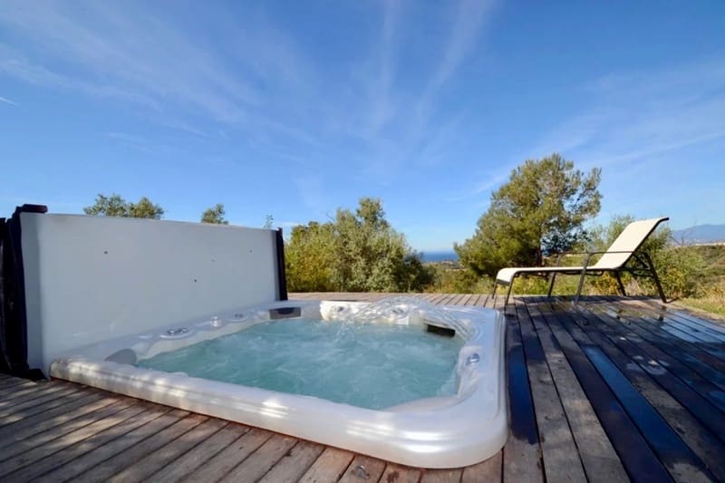 6 sypialnia Willa do wynajęcia w Marbella z basenem garażem - 12 000 € (Ref: 9772633)