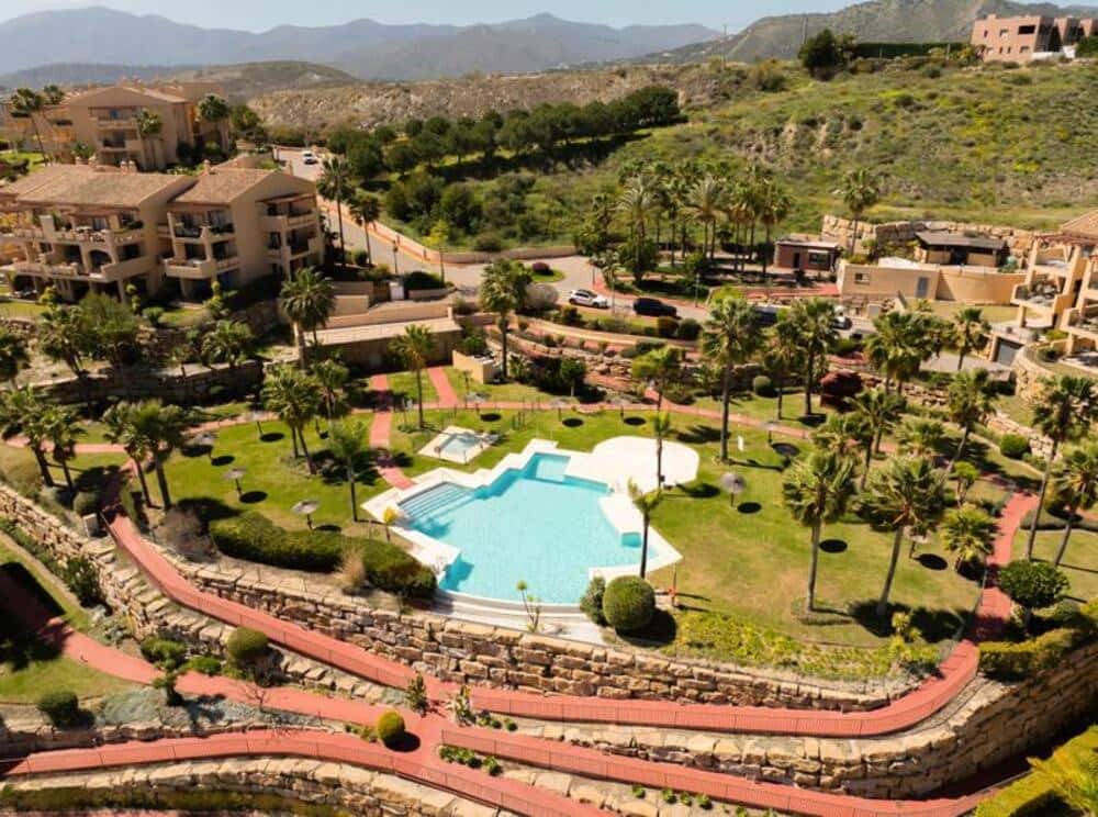 3 soveværelse Lejlighed til salg i Benahavis med swimmingpool garage - € 630.000 (Ref: 9772634)