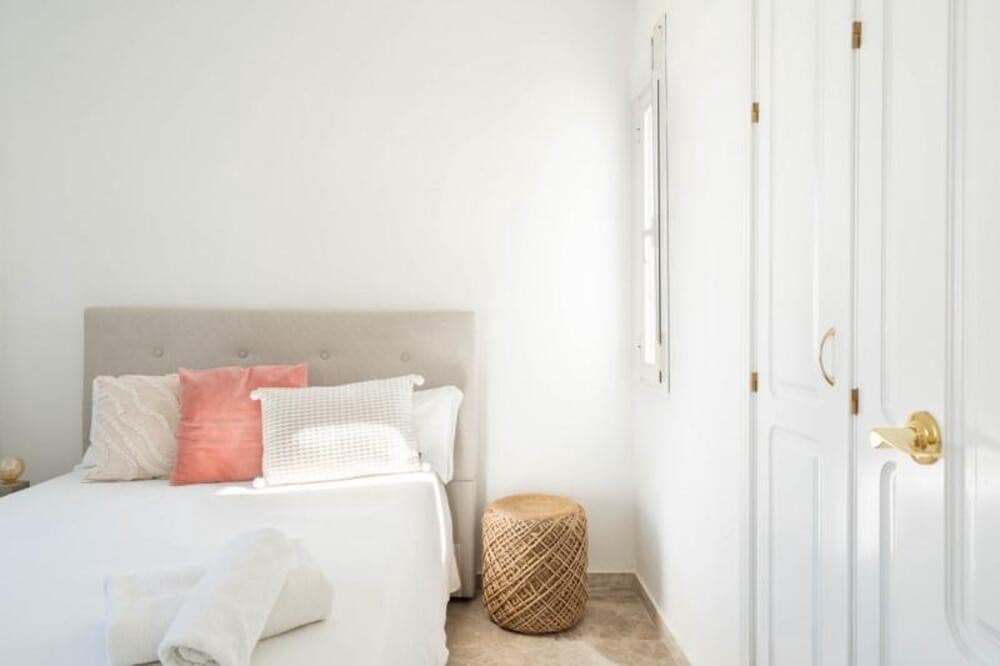 3 slaapkamer Penthouse te koop in Marbella met zwembad - € 525.000 (Ref: 9772635)