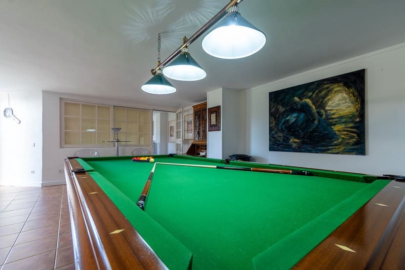 8 bedroom Villa for holiday rental in Benahavis with pool garage - € 15,000 (Ref: 9777575)