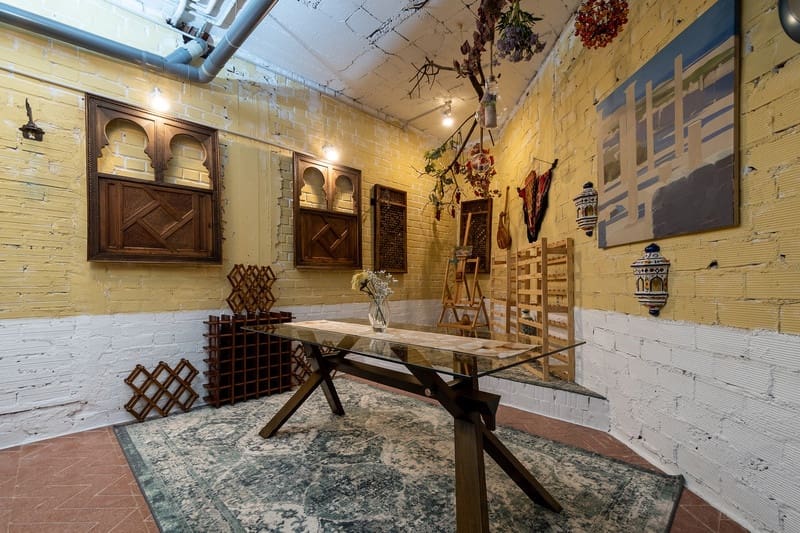 8 bedroom Villa for holiday rental in Benahavis with pool garage - € 15,000 (Ref: 9777575)