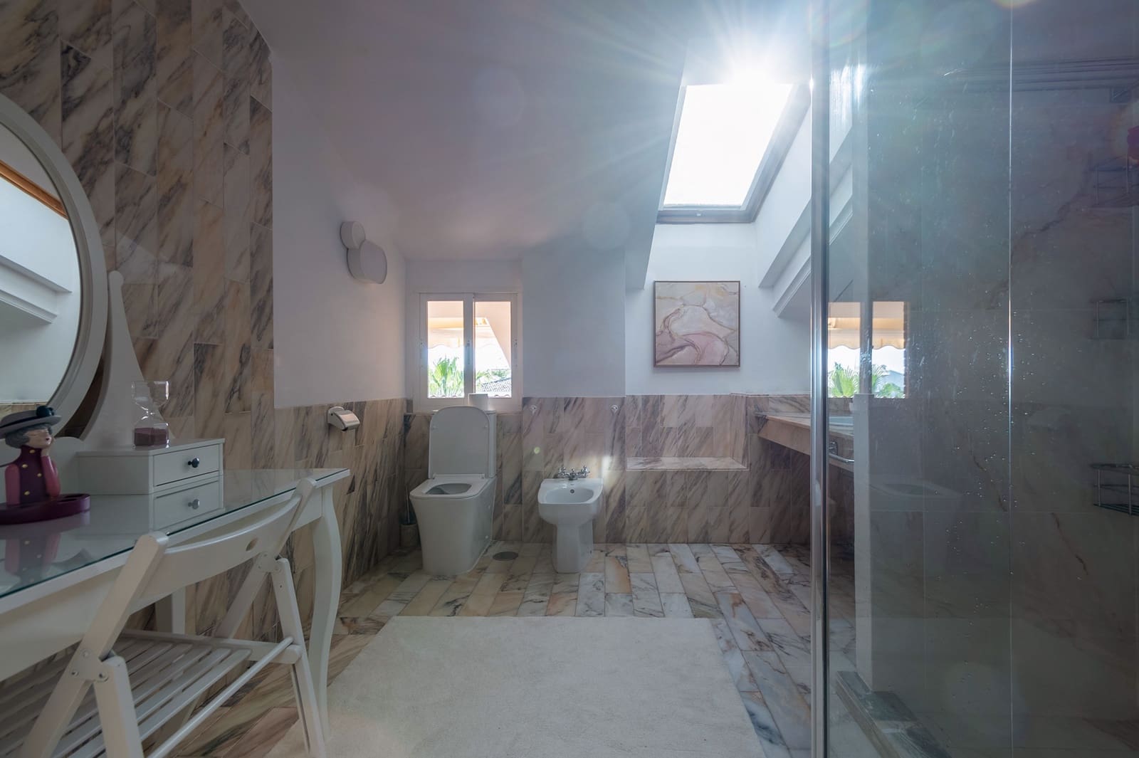 8 bedroom Villa for holiday rental in Benahavis with pool garage - € 15,000 (Ref: 9777575)