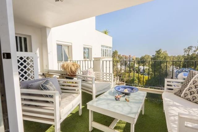 3 chambre Penthouse à vendre à Atalaya avec piscine garage - 495 000 € (Ref: 9777576)