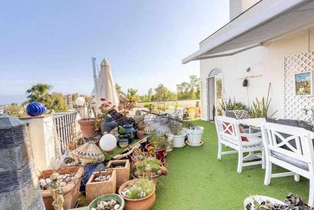 3 chambre Penthouse à vendre à Atalaya avec piscine garage - 495 000 € (Ref: 9777576)