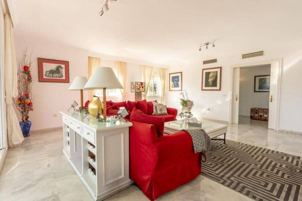 3 bedroom Penthouse for sale in Atalaya with pool garage - € 495,000 (Ref: 9777576)
