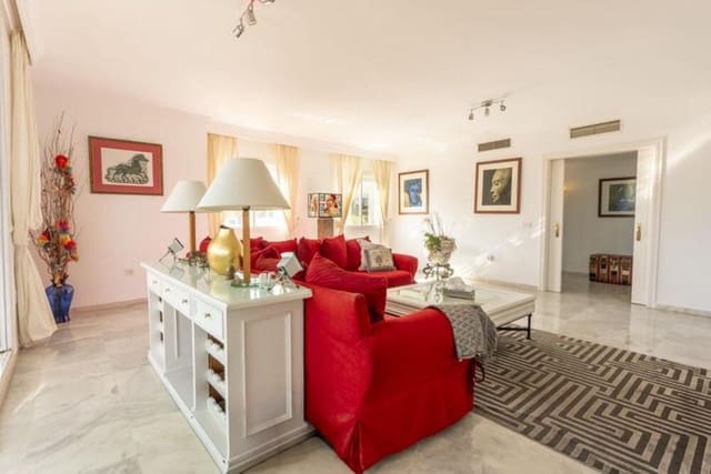 3 soverom Penthouse til salgs i Atalaya med svømmebasseng garasje - € 495 000 (Ref: 9777576)