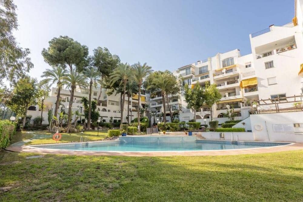 3 bedroom Penthouse for sale in Atalaya with pool garage - € 495,000 (Ref: 9777576)