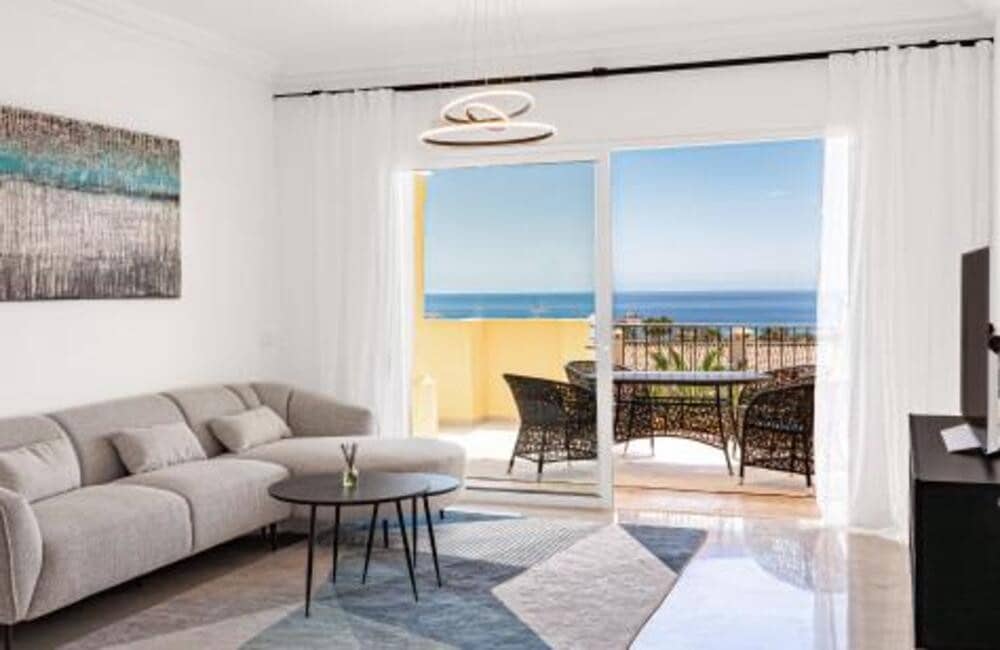 2 soveværelse Lejlighed til salg i Miraflores med swimmingpool garage - € 390.000 (Ref: 9777578)