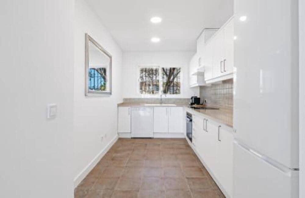 2 soveværelse Lejlighed til salg i Miraflores med swimmingpool garage - € 390.000 (Ref: 9777578)