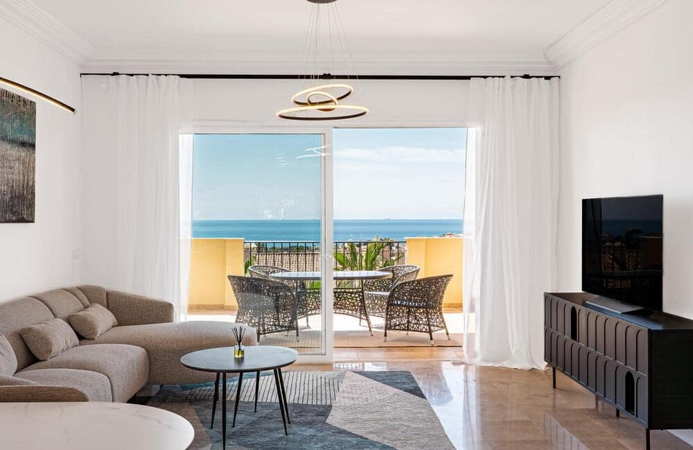 2 soveværelse Lejlighed til salg i Miraflores med swimmingpool garage - € 390.000 (Ref: 9777578)