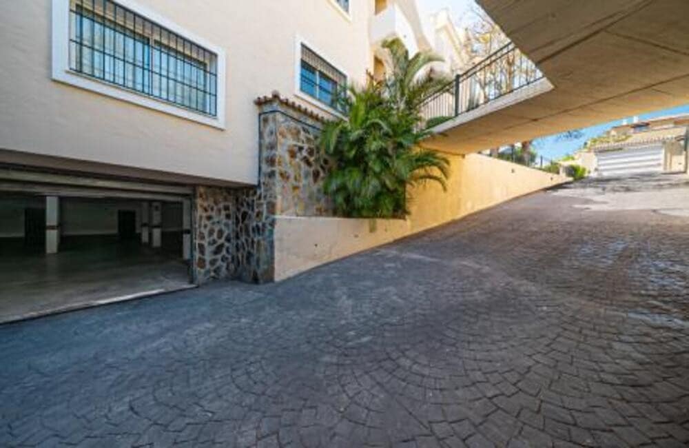 2 soveværelse Lejlighed til salg i Miraflores med swimmingpool garage - € 390.000 (Ref: 9777578)