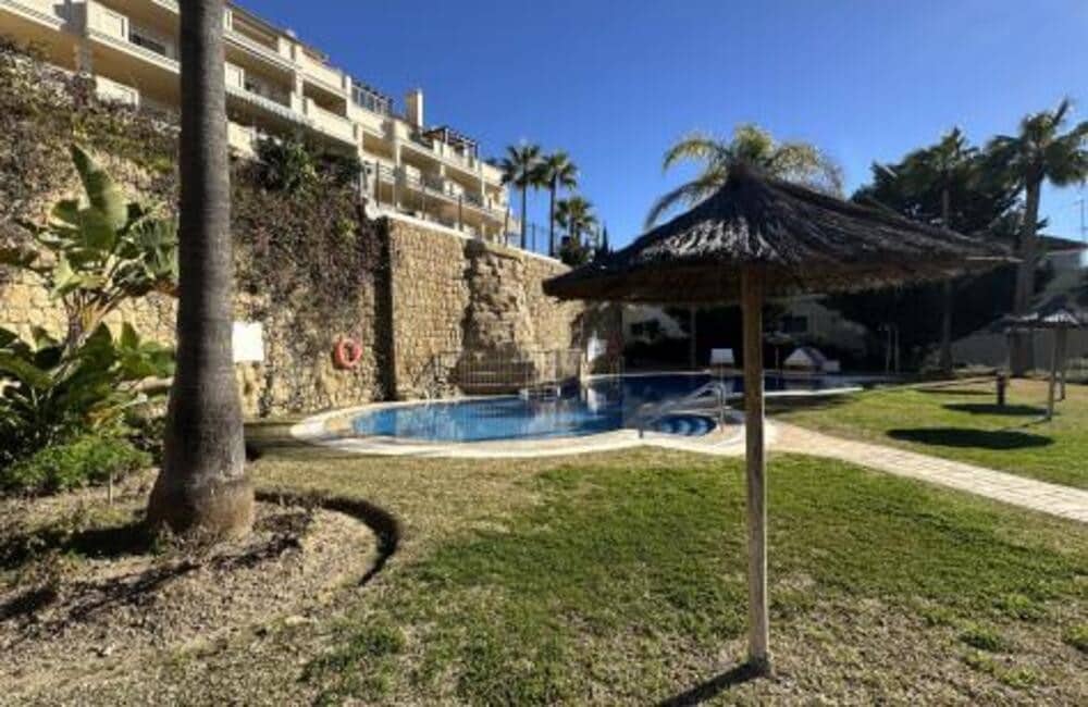 2 soveværelse Lejlighed til salg i Miraflores med swimmingpool garage - € 390.000 (Ref: 9777578)