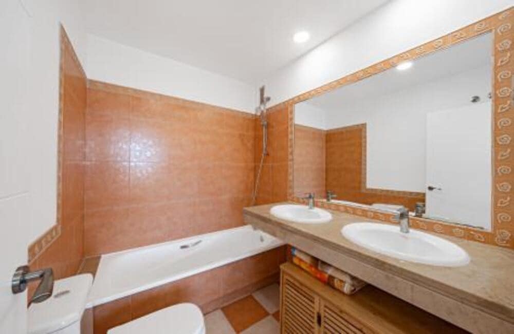 2 quarto Apartamento para venda em Miraflores com piscina garagem - 390 000 € (Ref: 9777578)