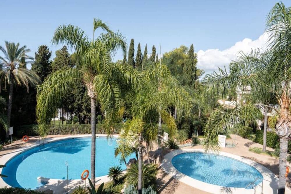 3 camera da letto Appartamento in vendita in Nueva Andalucia con piscina garage - 680.000 € (Rif: 9780054)