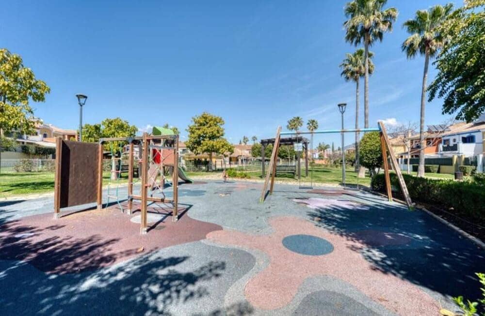 5 chambre Villa/Maison à vendre à Guadalmina avec piscine garage - 1 580 000 € (Ref: 9780055)