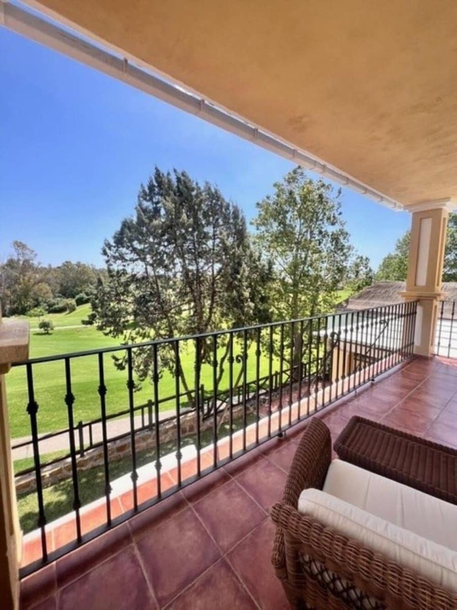 5 chambre Villa/Maison à vendre à Guadalmina avec piscine garage - 1 580 000 € (Ref: 9780055)