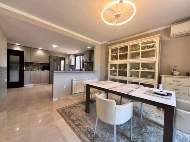 Chalet de 5 habitaciones en Guadalmina Alta, Marbella en venta con piscina garaje - 1.580.000 € (Ref: 9780055)