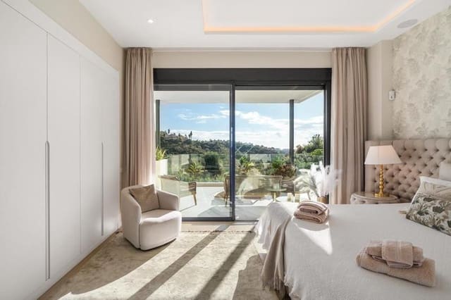 4 soverom Kjedet enebolig til leie i Santa Clara, Marbella med svømmebasseng garasje - € 11 000 (Ref: 9786008)